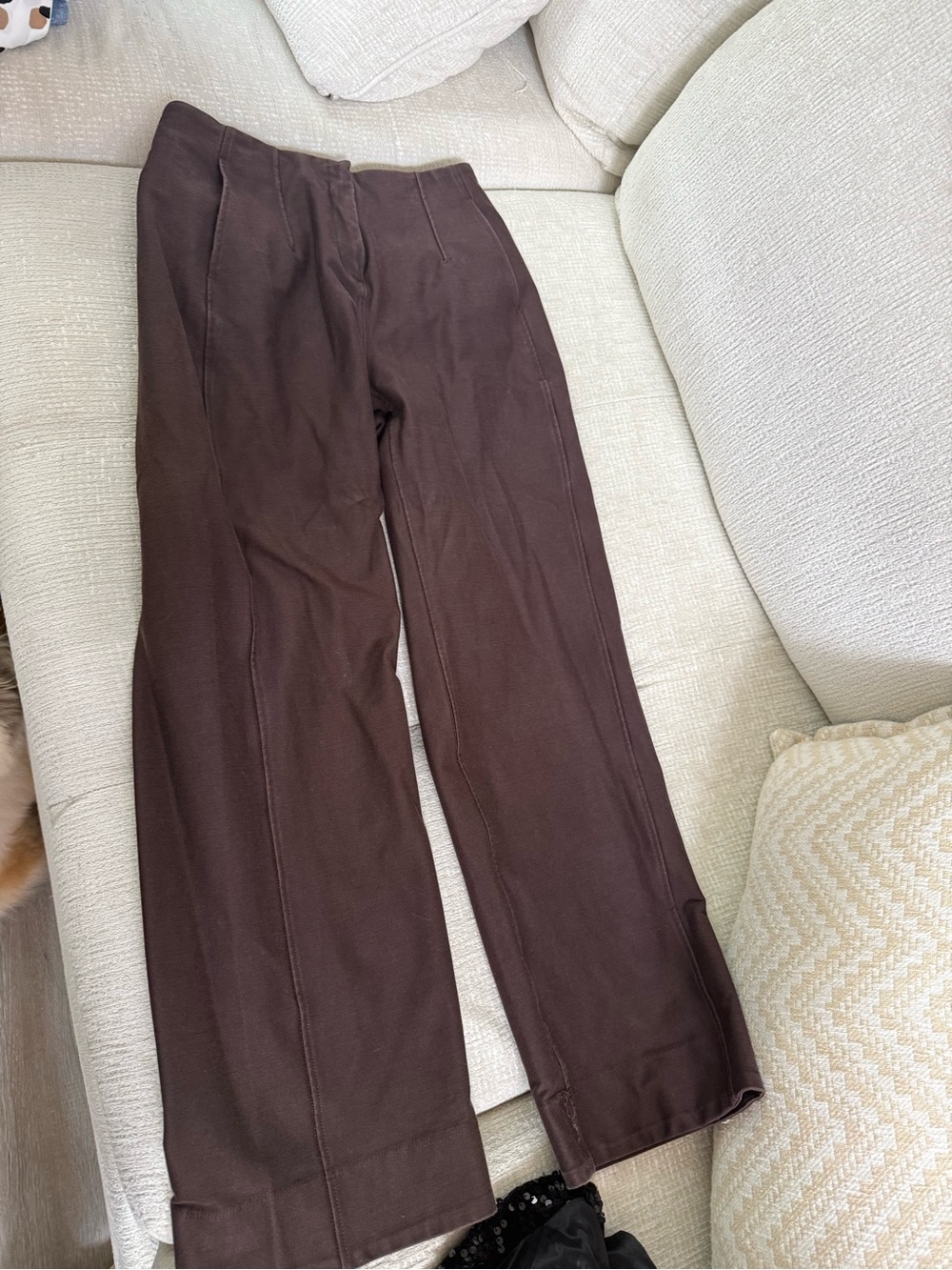 Lululemon pant in Deep Brown - Picture 3 of 4